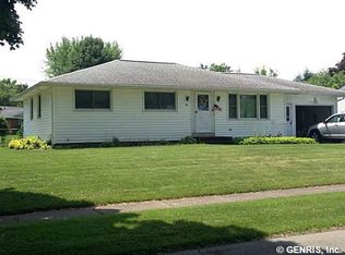 99 Smallridge Ln, Rochester, NY 14617