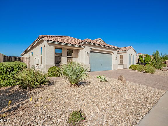 2nd image of 1672 S SUNSET Drive