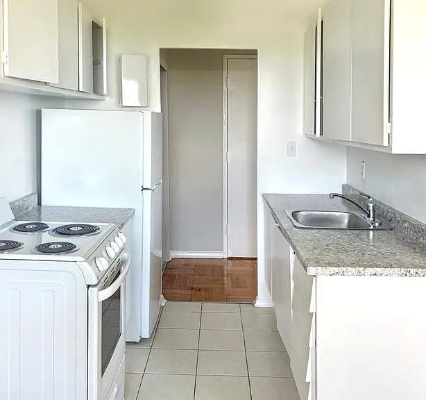 1393 Wilson Ave — Photo 11