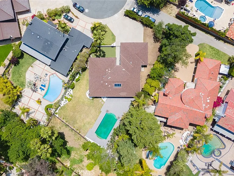 937 Misty Isle Dr — Photo 33