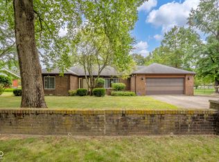 1031 Hickory Ln, New Castle, IN 47362