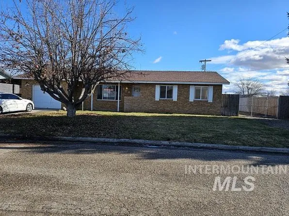 308 Pilgrim Park Dr, New Plymouth, ID 83655