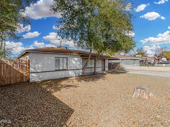 3rd image of 7022 N 26TH Drive