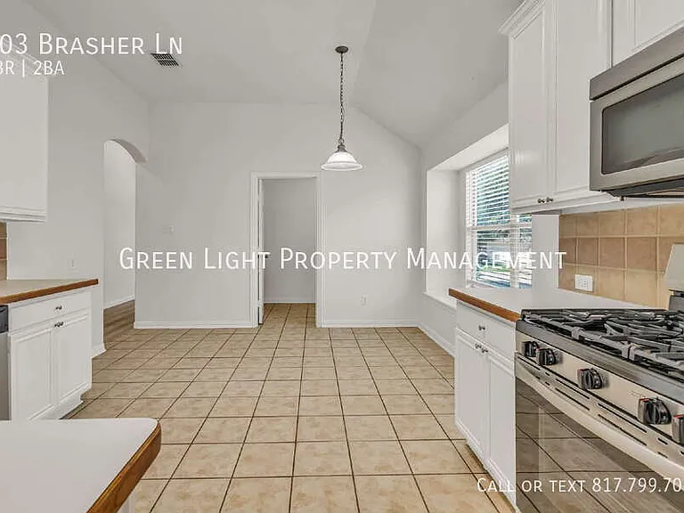 403 Brasher Ln — Photo 10