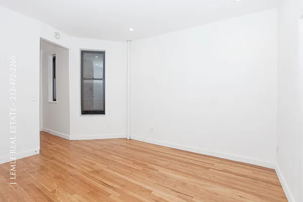 Rented by J. Lemle Real Estate | media 12