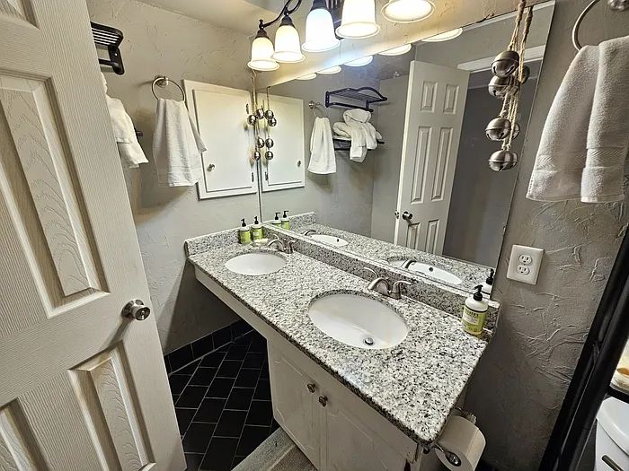 246 Shoreline Dr #1 — Photo 13