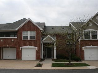 423 Deepwoods Dr, Highland Heights, KY 41076
