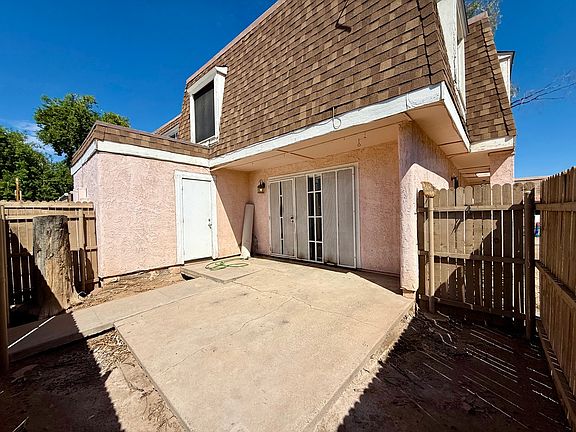 2nd image of 8219 N 33rd Ln