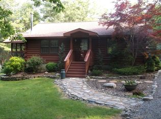 124 Manor Ridge Dr, Shohola, PA 18458