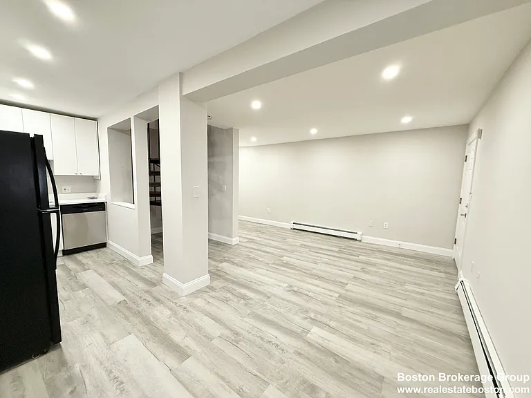 15 Ruggles St #3 — Photo 2