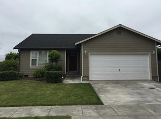 1052 Eucalyptus Rd, McKinleyville, CA 95519