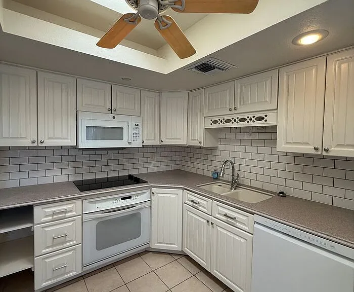 2290 N Camino De Esperanto — Photo 9