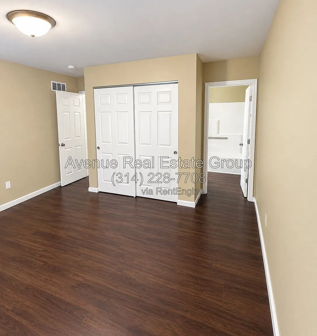 2 bed, 1.0 bath, 1356 sqft, $2,150 — Photo 4