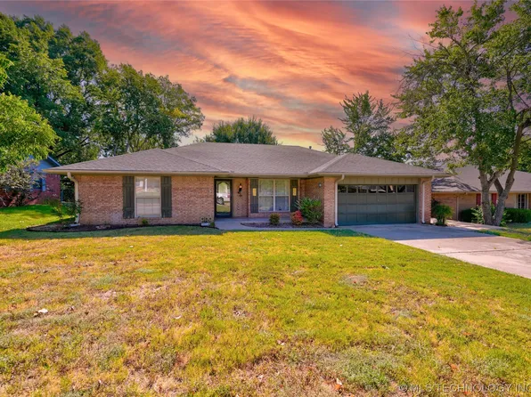 510 N Rollow Rd, Ada, OK 74820