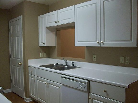 5th image of 902-1 Tomahawk Ct