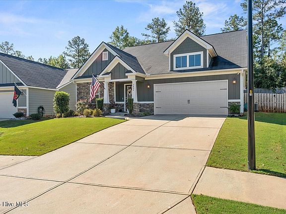 2nd image of 5804 Whispering Pines Way