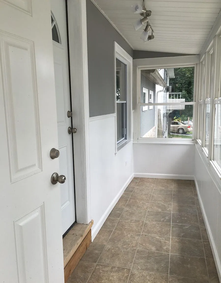 2 bed, 980 sqft, $1,600 — Photo 3