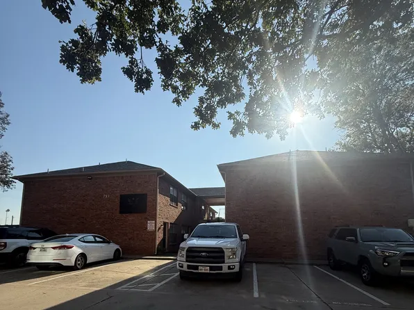721 Avenue A #6, Denton, TX 76201