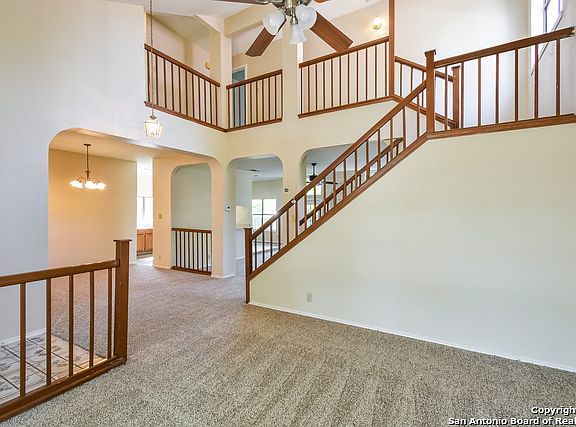 5th image of 8043 Sunshine Trail Dr