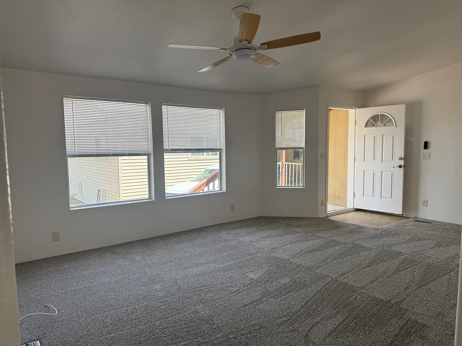 3 bed, 1568 sqft, $1,800 — Photo 2