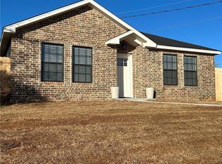 2913 Shiloh Ln, Altus, OK 73521