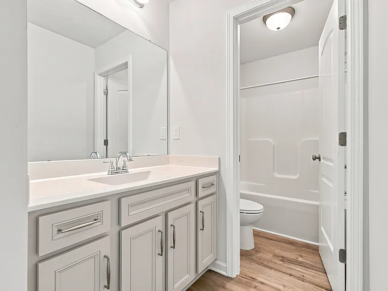 120 Sherwin Ave — Photo 13