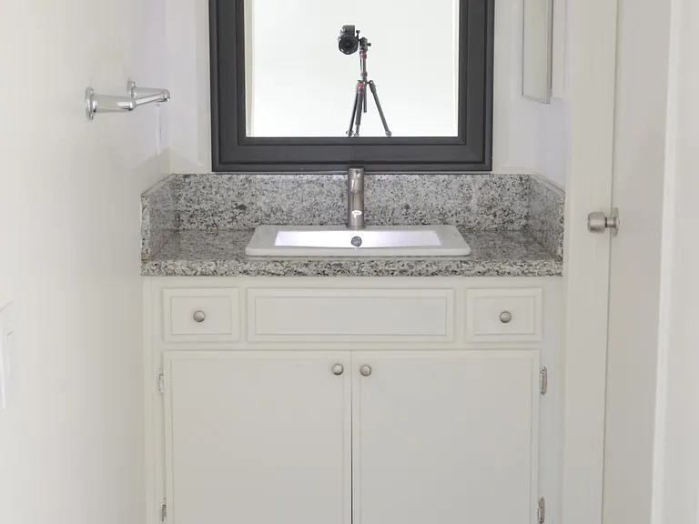 1600 W Carson St #104 — Photo 18