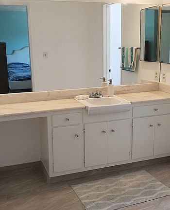 5th image of 3030 Merrill Dr APT 19