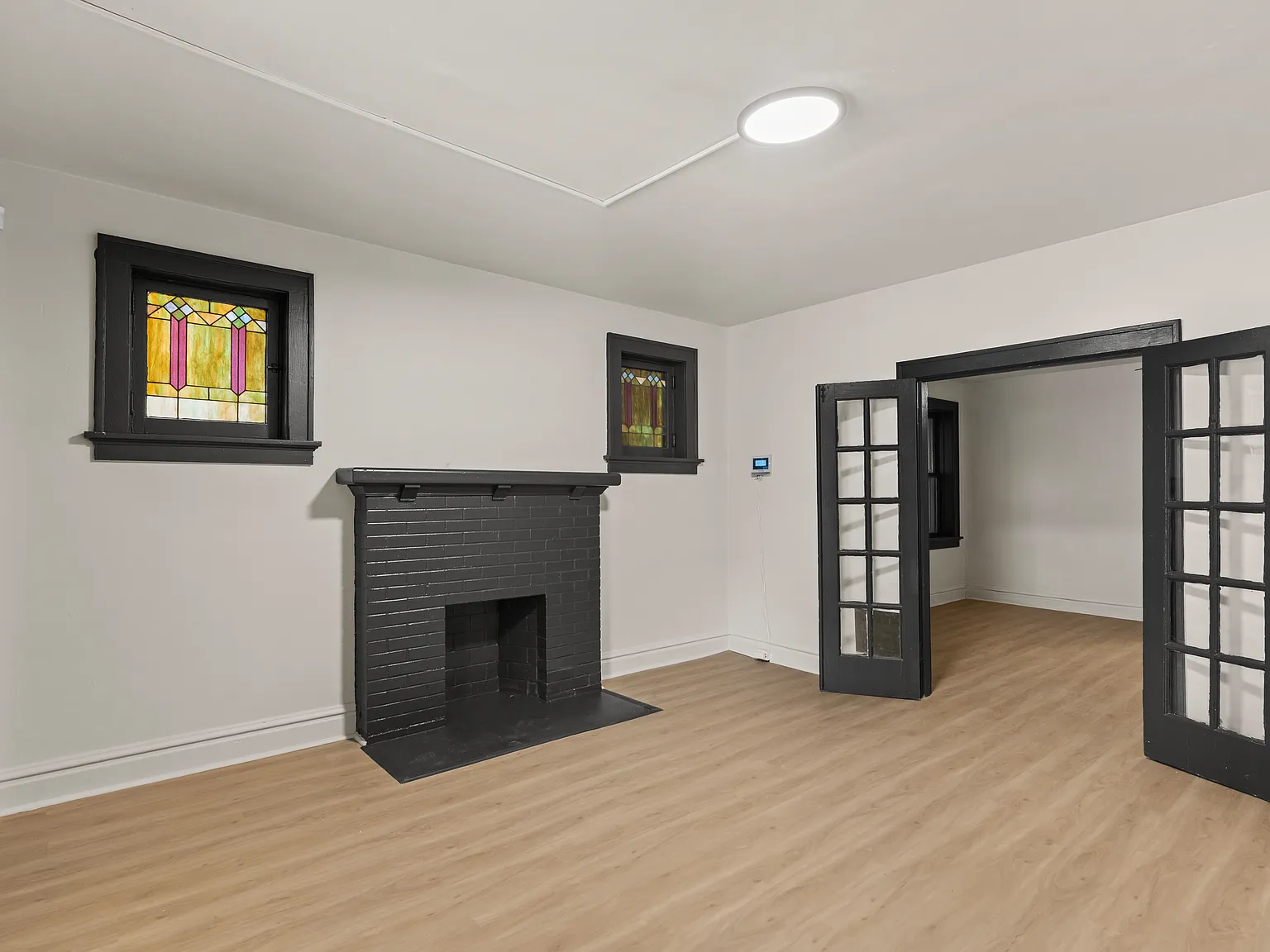 1 bed, 1100 sqft, $1,095 — Photo 2