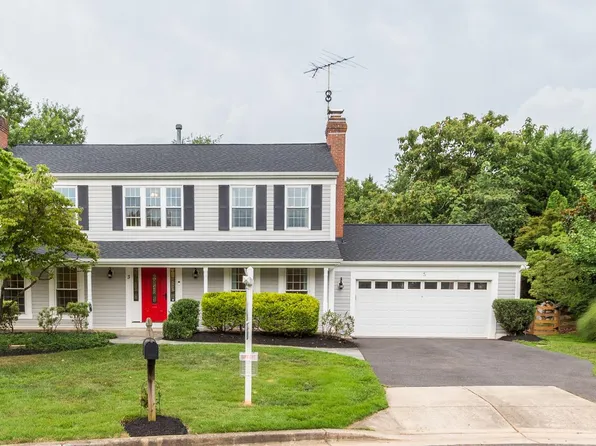 3 Country Woods Ct, Gaithersburg, MD 20878