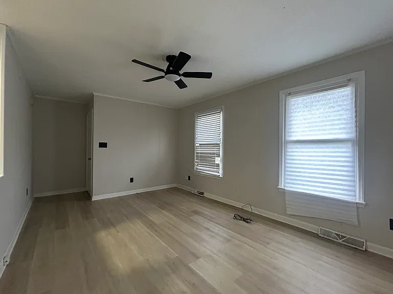 209 Greenview Dr #A — Photo 1
