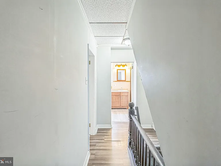 4658 Mansion St — Photo 24