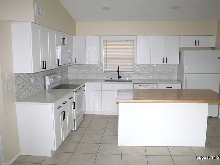5708 Illinois Ave — Photo 7
