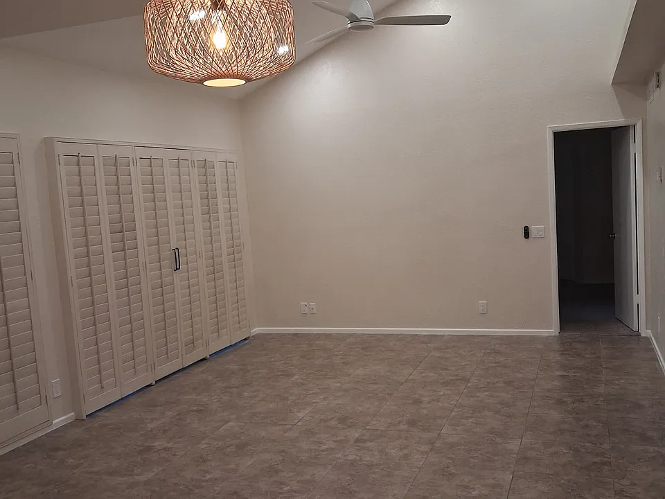 71852 Eleanora Ln