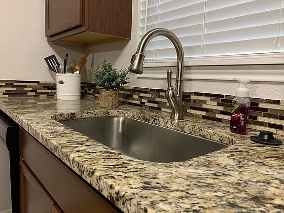 5th image of 10115 Sahara St APT 401