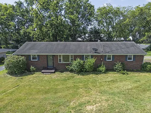 125 Haven St Photo 1
