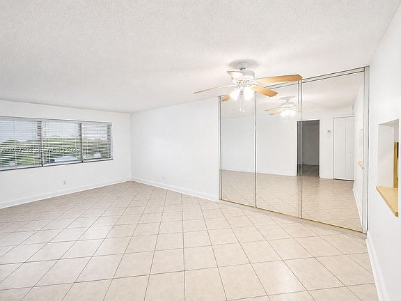 2nd image of 410 SE 2nd St APT 415
