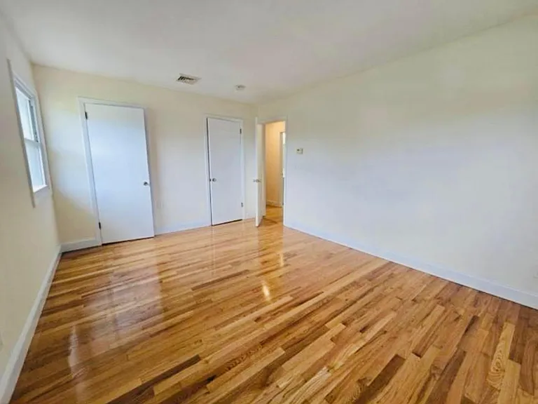 18 Adams Ter — Photo 8