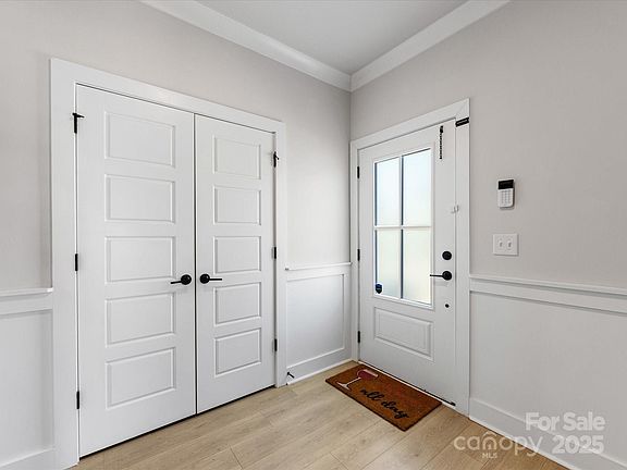 5th image of 8707 Nolley Ct