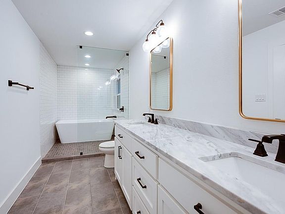 4th image of 2670 Heatherwood Dr