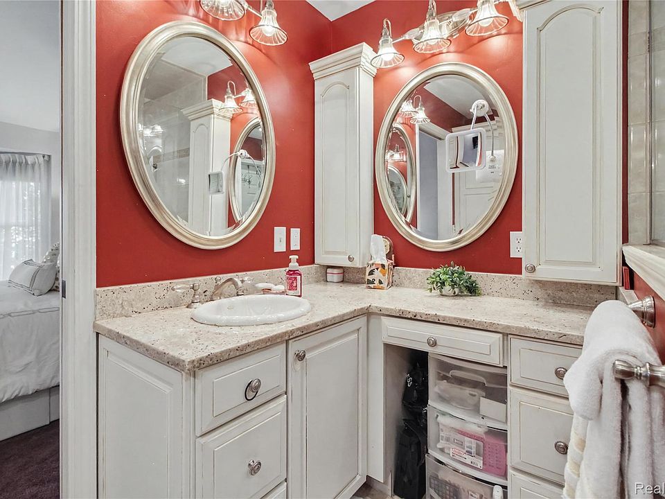 1746 Treyborne Cir, photo 14