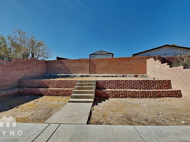 6271 Stone Hollow Ave — Photo 18