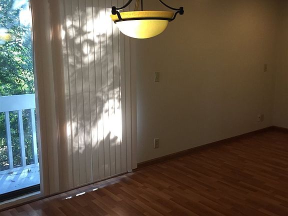 2nd image of 1144 Seacliff Dr S #1144