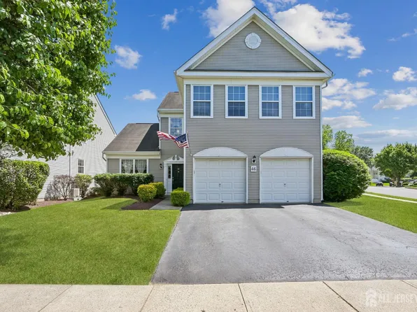 46 Baltusrol Dr, Manalapan, NJ 07726