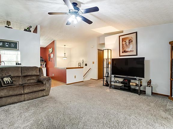 4th image of 5780 Oyster Bay Way