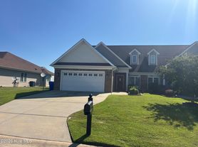 2133 Remington Ct, Greenville, NC