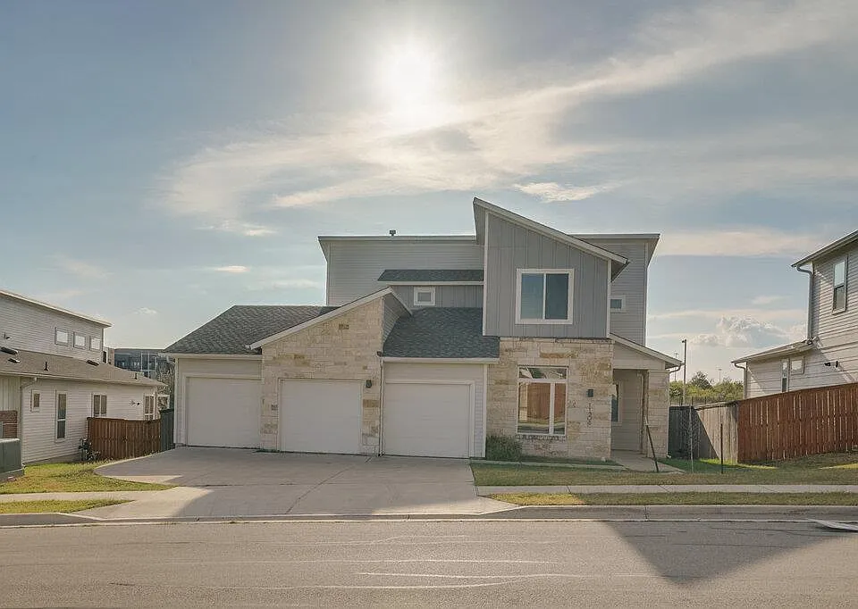11308 Charger Way