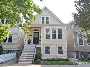1519 W Wellington Ave, Chicago, IL 60657