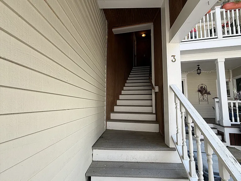 148 High St #3 — Photo 17