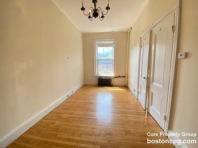 233 Beacon St #10 — Photo 4